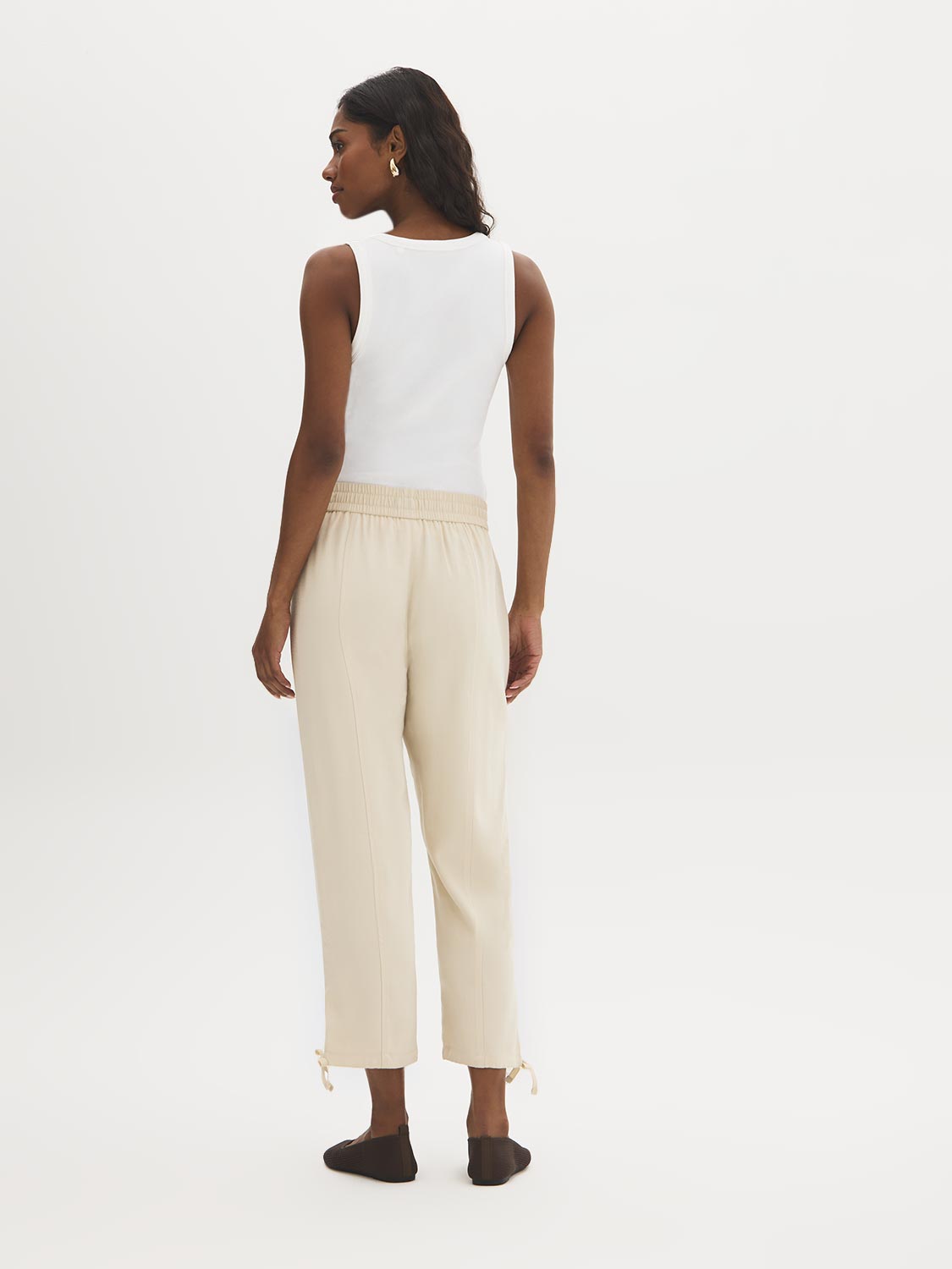 Drawstring Twill Capri Pants by Suzy.
