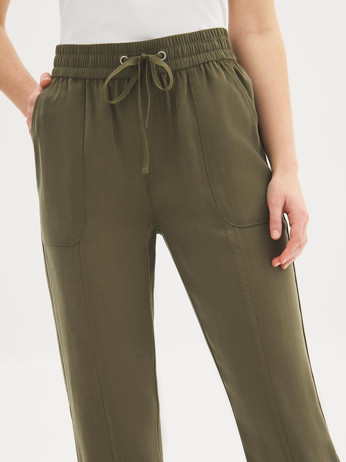 Drawstring Twill Capri Pants by Suzy.