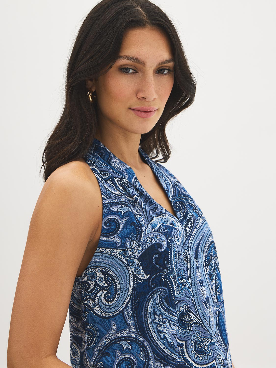 Naval Academy Paisley Print Textured V-Neck Top - Woman Wearing Sleeveless Top with Back Knot Detail - Suzy Shier
