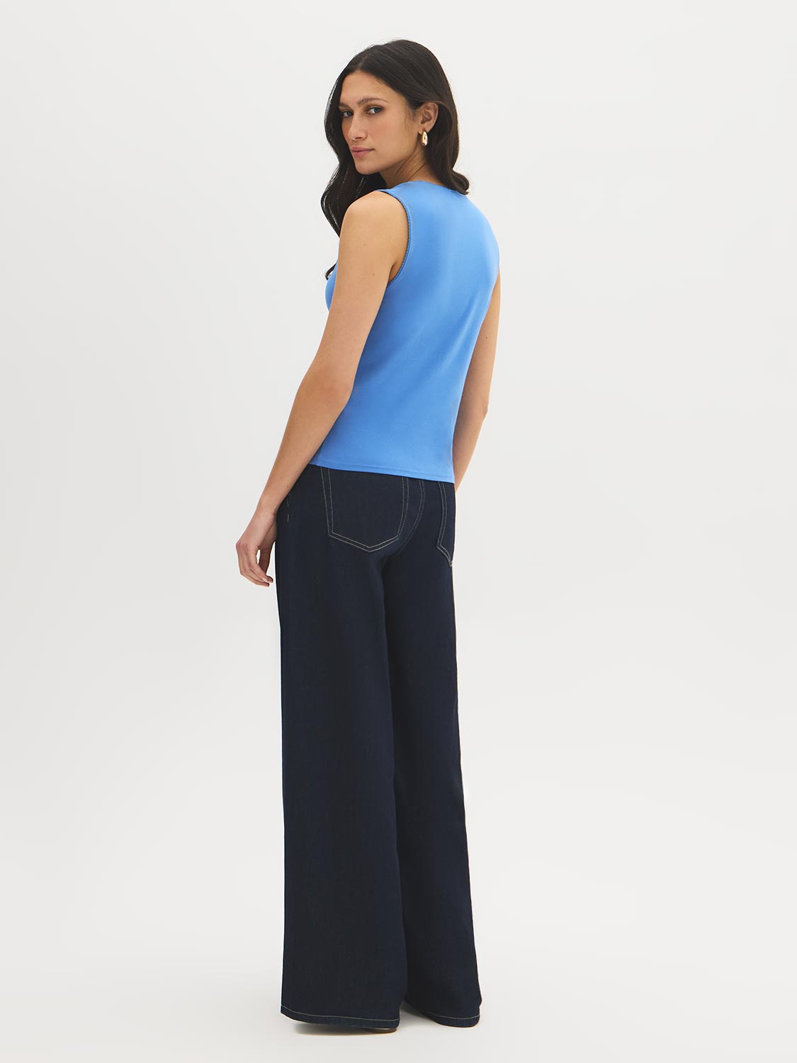 White Picot-Trimmed Square Neck Tank Top - Woman Wearing Jersey Tank - Suzy Shier