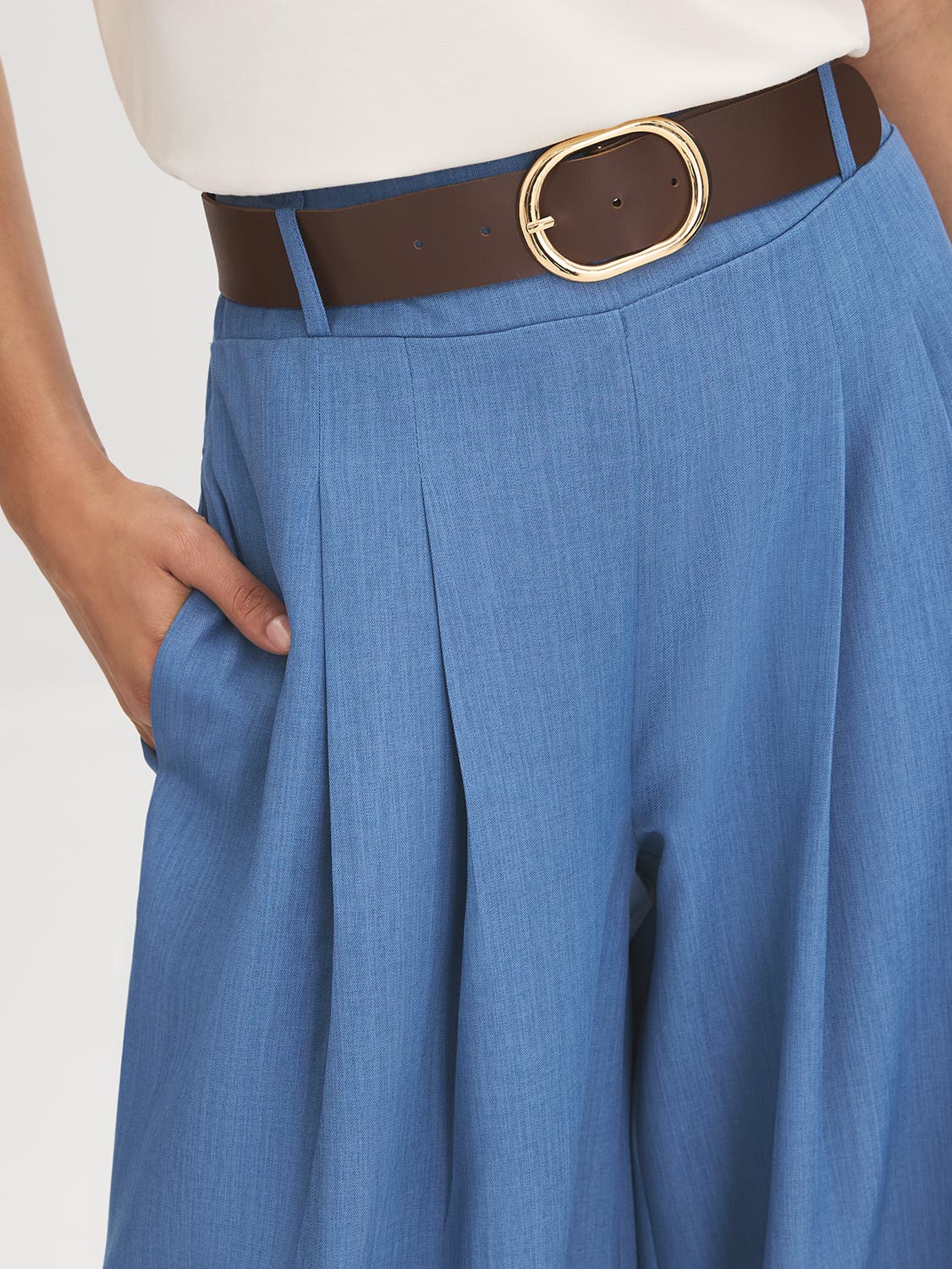 Light Denim Blue Wide-Leg Pull-On Pant with Belt - Belt Detail - Suzy Shier