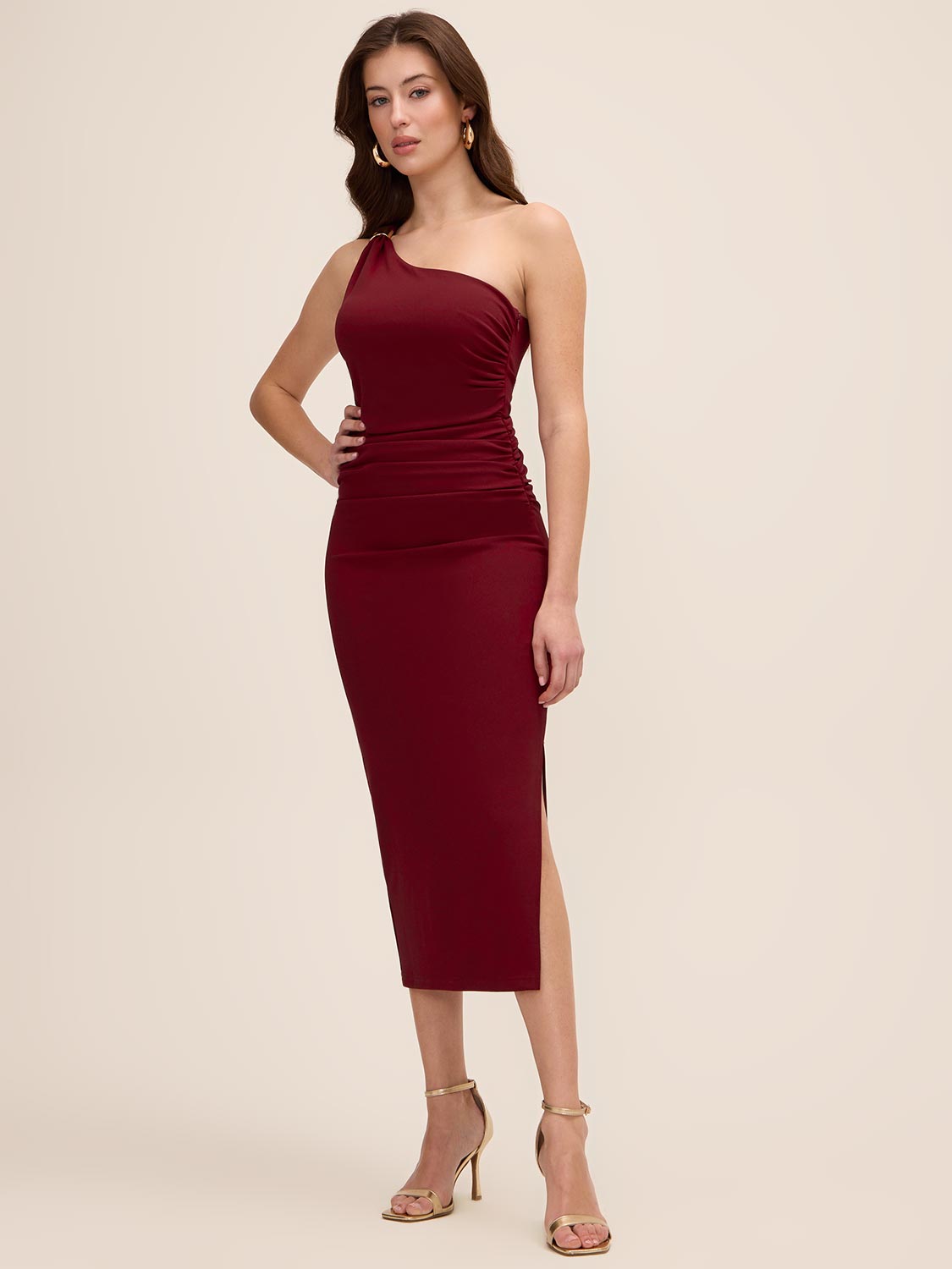 Brick One-Shoulder Knit Crepe Sheath Dress - Woman Wearing Fitted Dress with Metal Trim Detail - Le Chateau