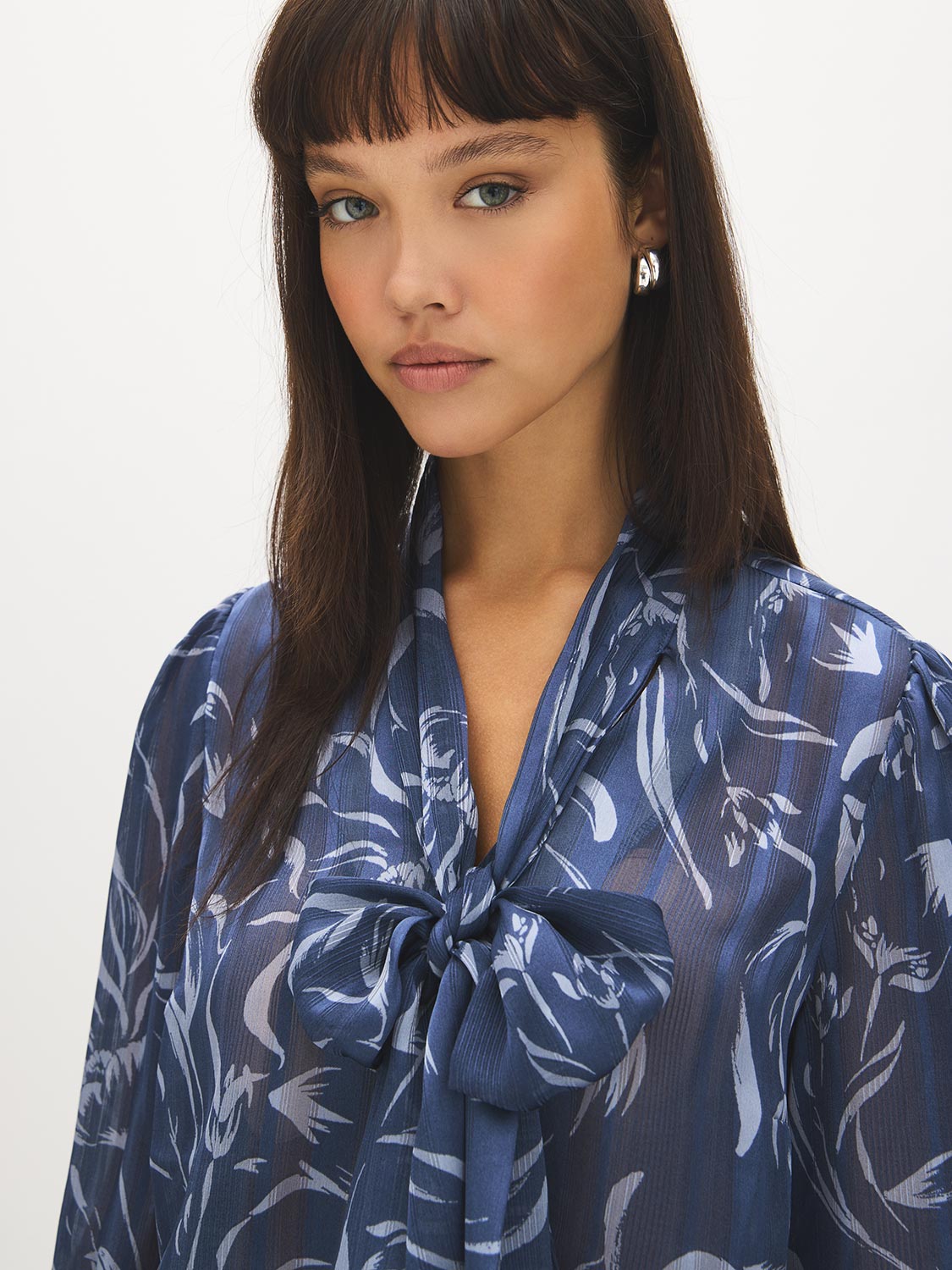 Oceana Printed Pussy Bow Blouse - Collar Detail - Suzy Shier