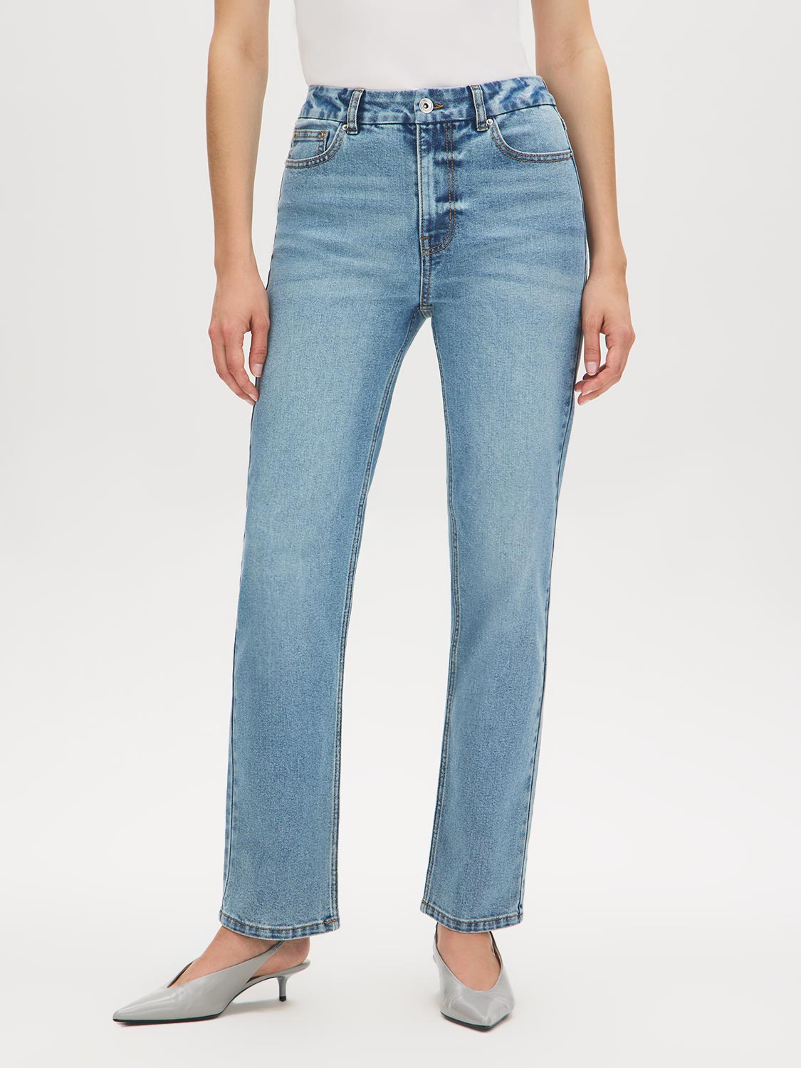 Medium Wash Basic Straight Leg Denim Pant - Front View - Suzy Shier
