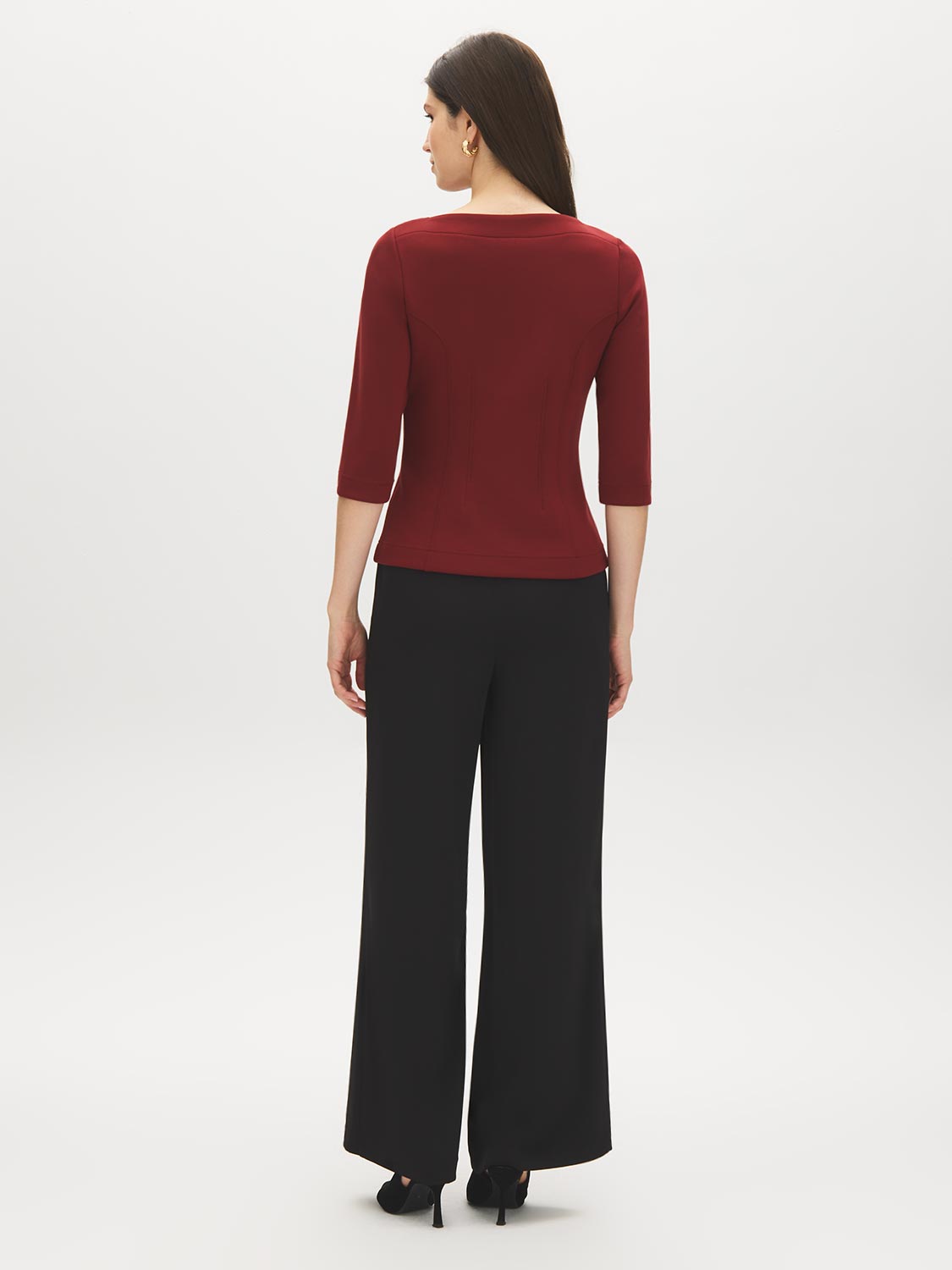 Syrah 3/4 Sleeve Boat Neck Fitted Top - Back View - Suzy Shier