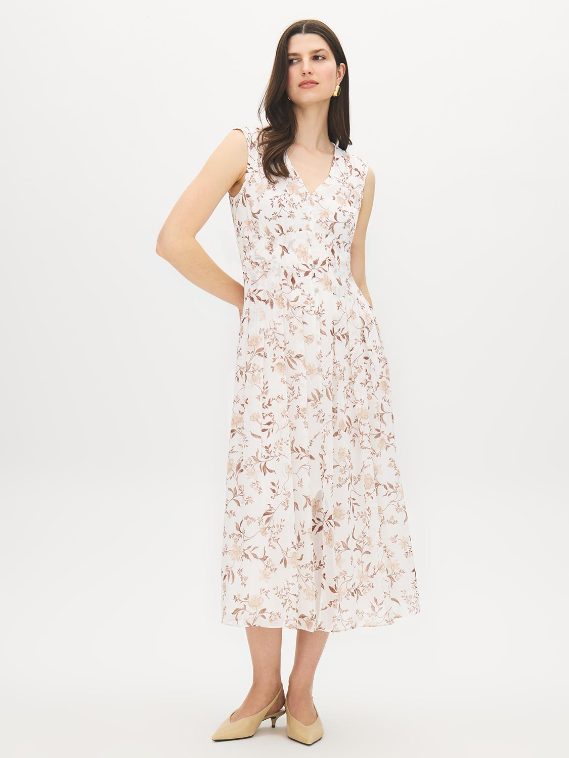 Snow White Floral Print Crinkle Chiffon Dress - Woman Wearing Sleeveless V-Neck Dress - Suzy Shier