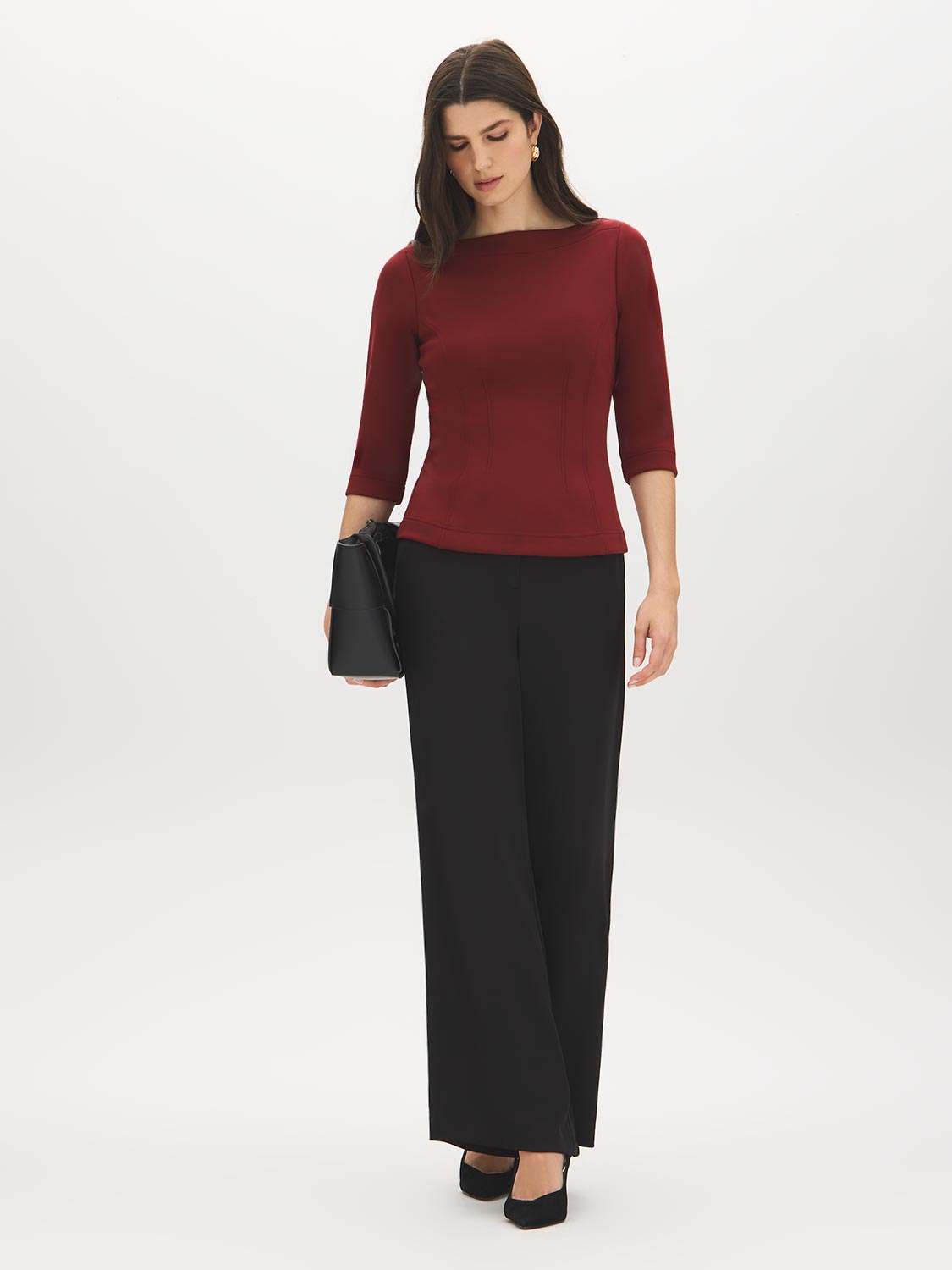 Syrah 3/4 Sleeve Boat Neck Fitted Top - Side Profile View - Suzy Shier