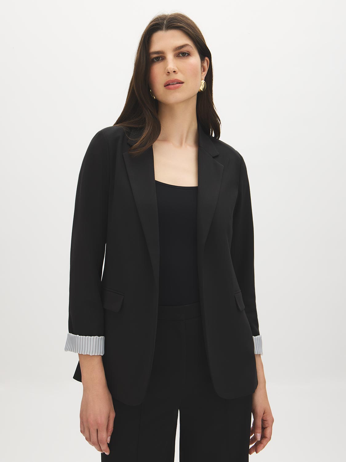 Black Notch Collar Knit Blazer with Stripe Cuff - Woman Wearing Tailored Blazer with Flap Pockets - Suzy Shier