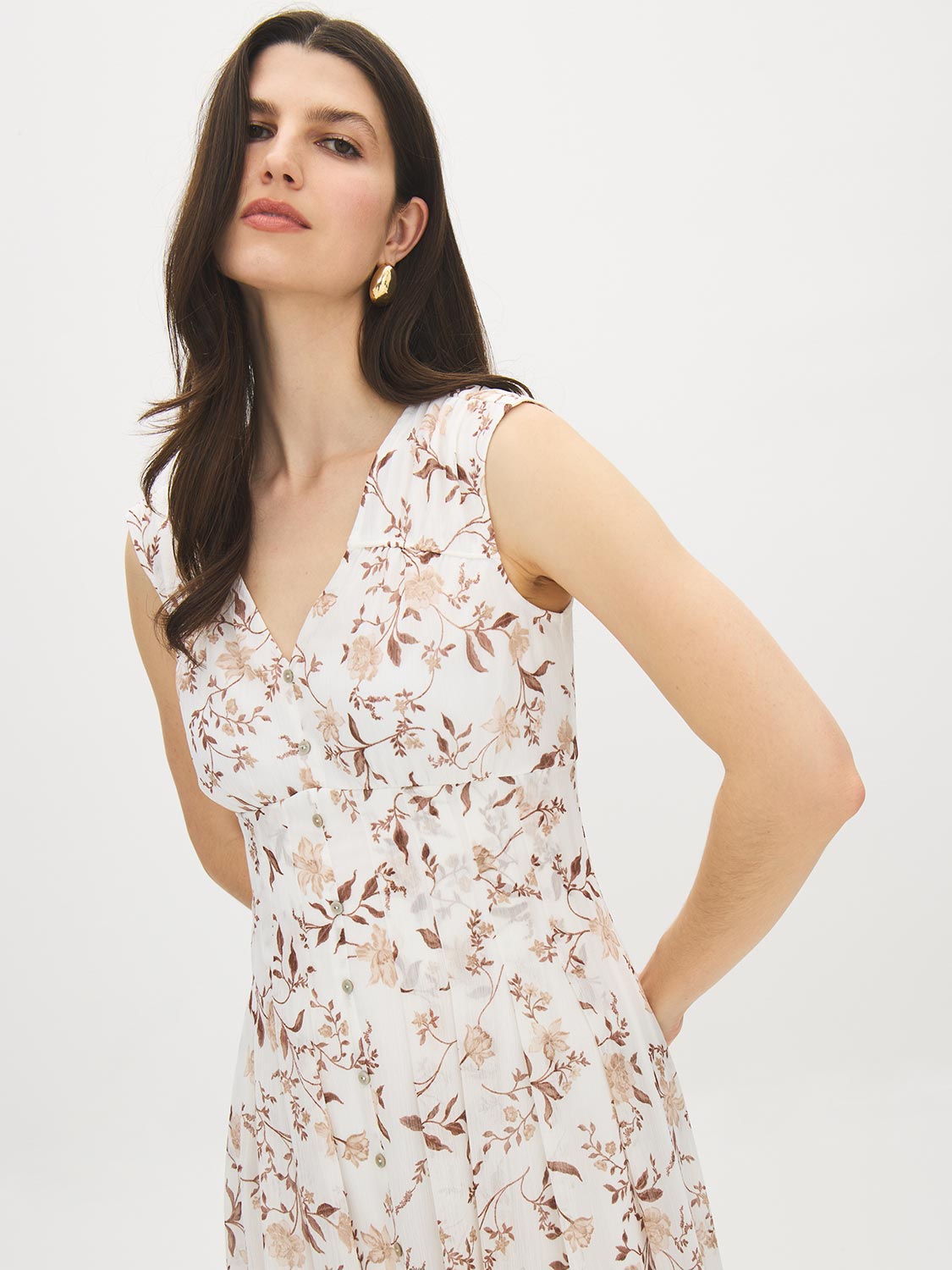 Snow White Floral Print Crinkle Chiffon Dress - Side Profile View - Suzy Shier