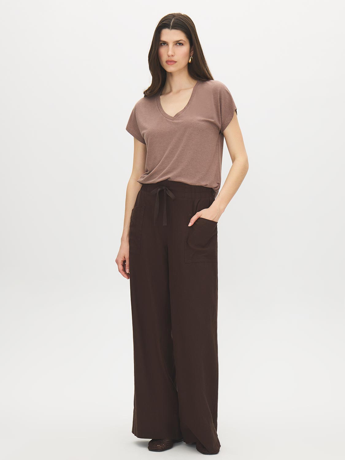 Deep Taupe Melange V-Neck Jersey Top - Woman Wearing Relaxed Knit Top - Suzy Shier
